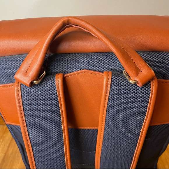 P.Mai Valletta Executive Backpack Cognac Navy Leather - Picture 6 of 12